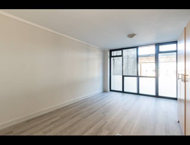BEDROOM STUDIO APARTMENT TO LET IN CAPE TOWN CITY CENTRE